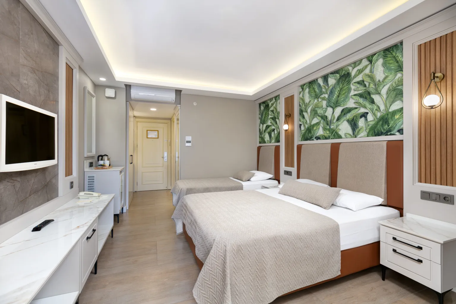 Comfort Standart Anabina Kara Manzaralı Oda